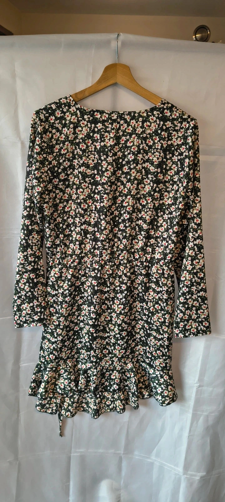 Rut & Circle vestido floral estilo wrap | Tamanho S | Romântico e feminino |#288 – photo 4